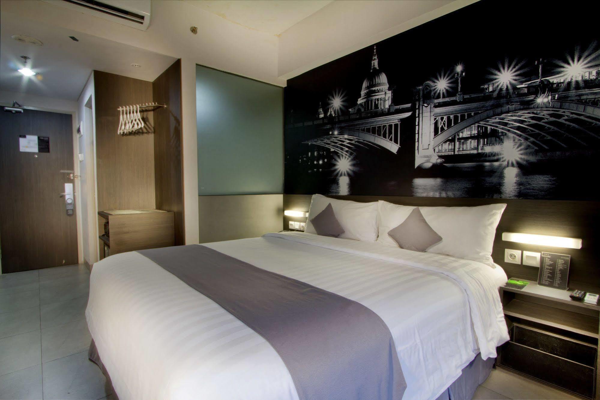 Neo Hotel Tendean Jakarta By Aston Luaran gambar